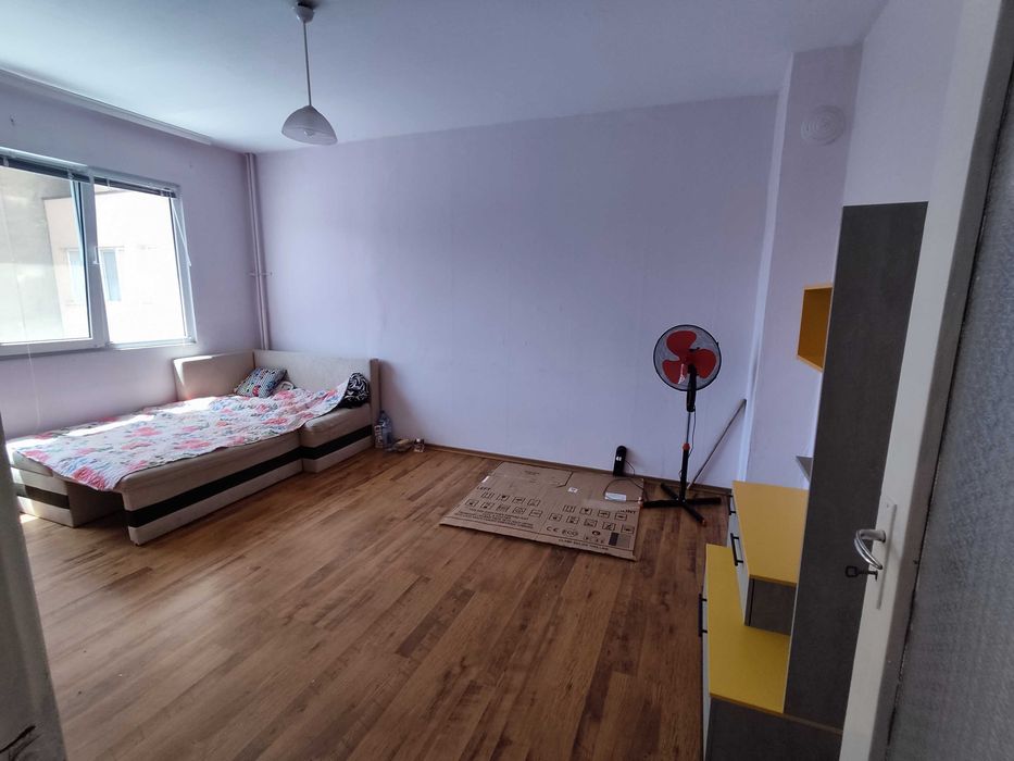 Продава се Двустаен апартамент в Пазарджик, Запад - 60 кв.м за 1167 €/кв.м - Снимка #1