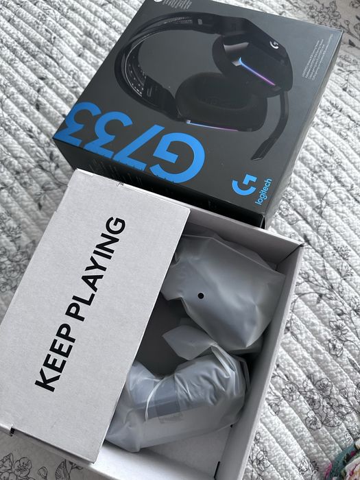 Продам новые Наушники