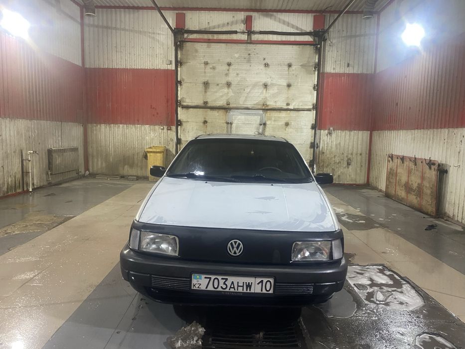 Продам пассат б3 чистый работяга