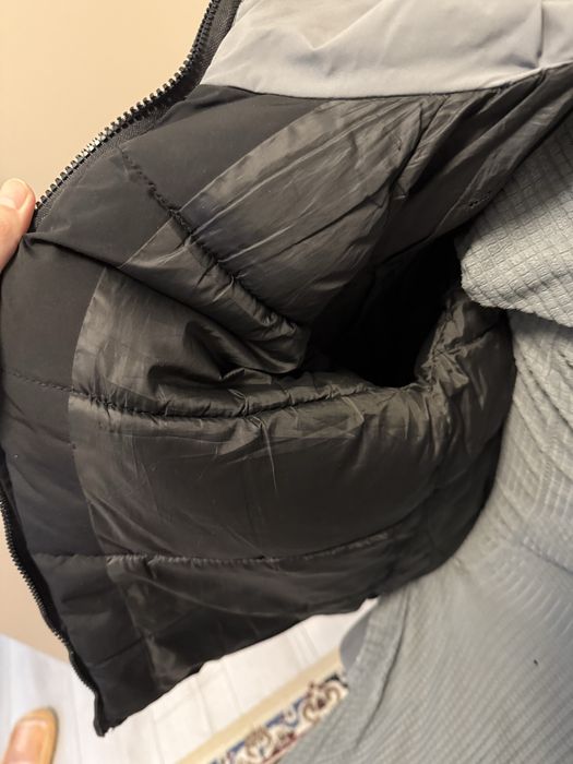 Продам зимнию куртку