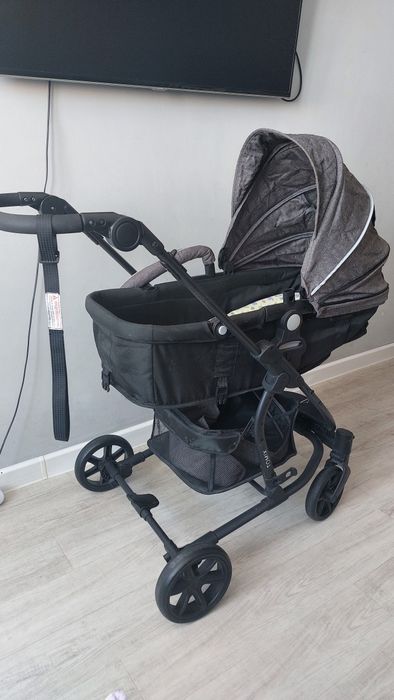 Продам коляску TOMIX