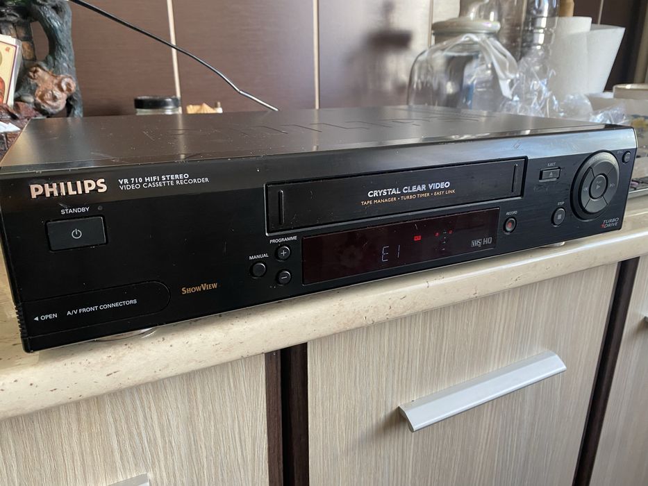 Videocasetofon Video recorder Philips VR-710