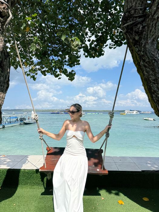 Летние одежды, по 5 тыс,