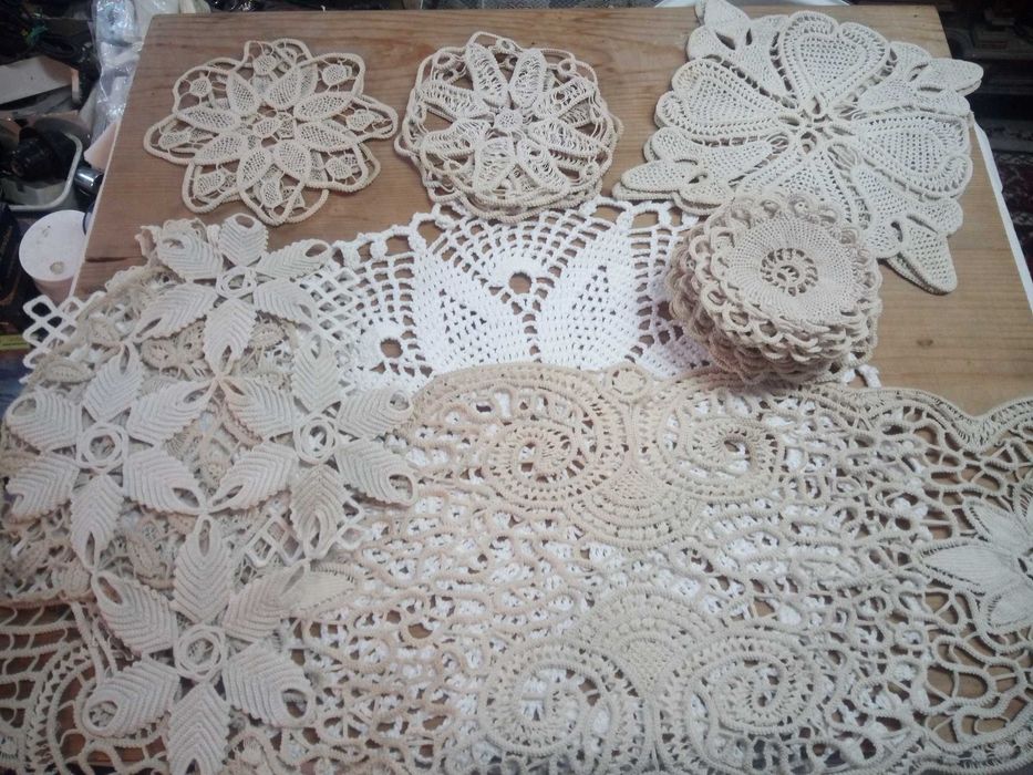 Carpete de perete,covor iuta si cerga, mileuri f vechi lucrate manual.