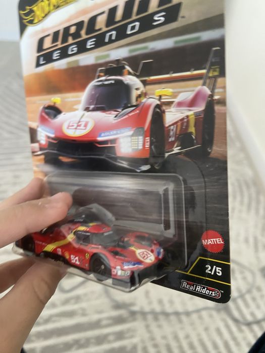 Hot wheels premium FERRARI 499P