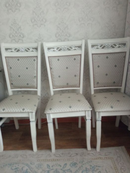 Стулья для гостиной