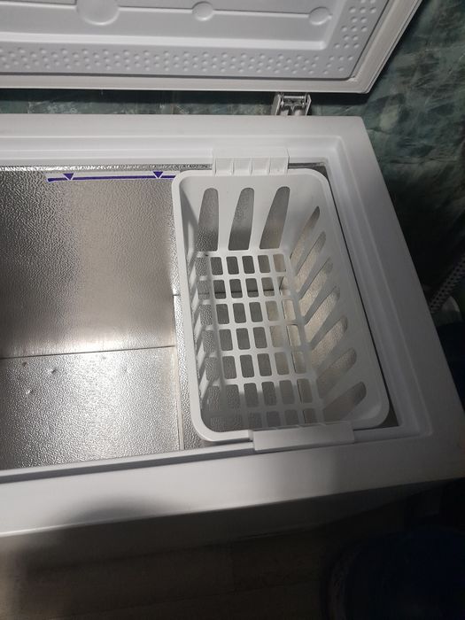 Продам морозильную камеру