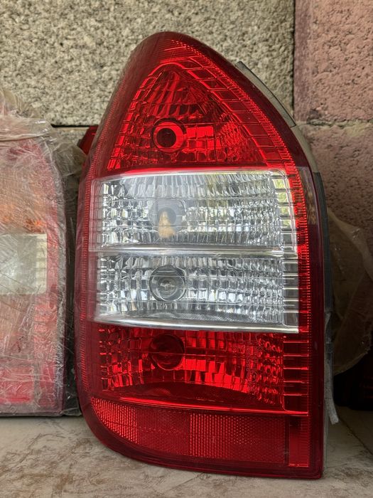 Задний стоп опель зафира а