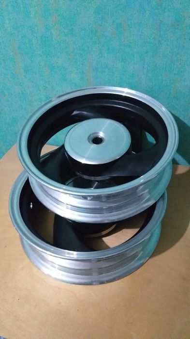 Продаётся Литие дикси для скутеров НОВЫЙ.