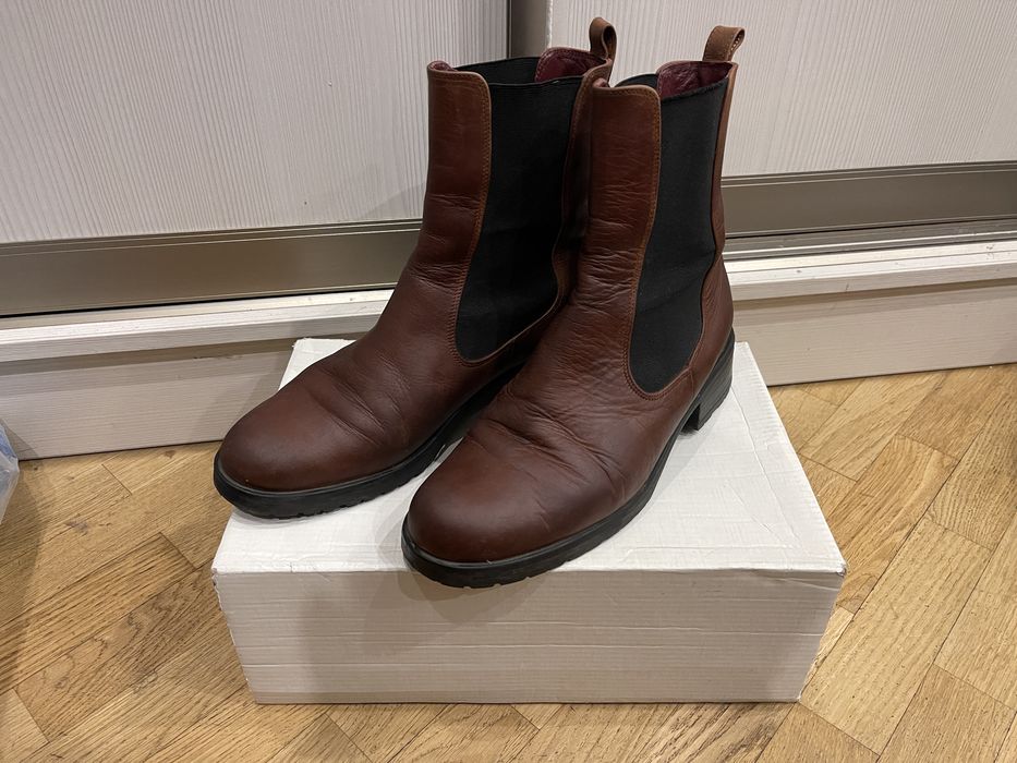 Женские полусапоги 38 р.