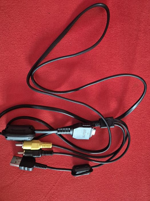 Камера Sony Cyber-Shot DSC T77