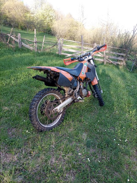Vând Cross Aprilia