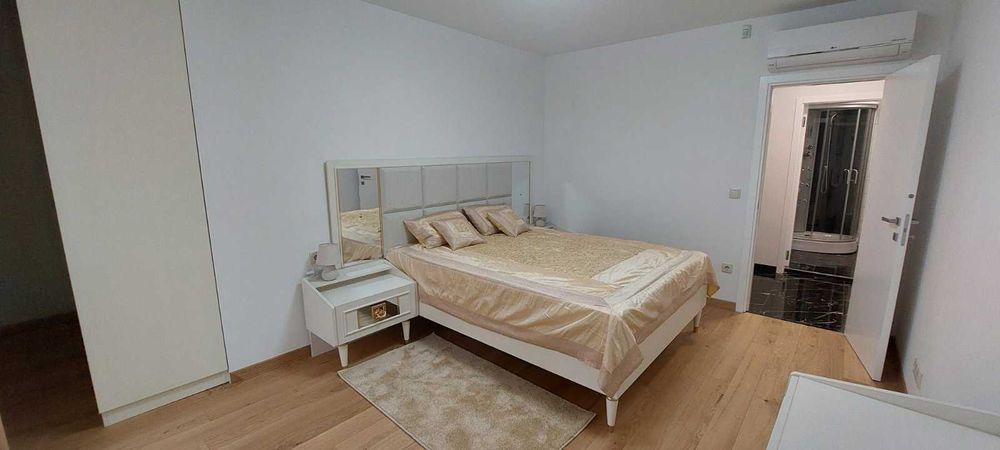 Дава се под наем Тристаен апартамент в София, Изток - 120 кв.м за 1600 € - Снимка #1
