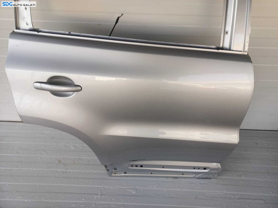 Usa Usi Portiera Portiere Dreapta Spate Dezechipata Volkswagen Tiguan 2007 - 2015 Culoare LA7W [L1310]