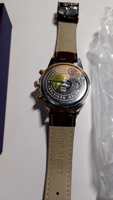 Луксозен мъжки часовник