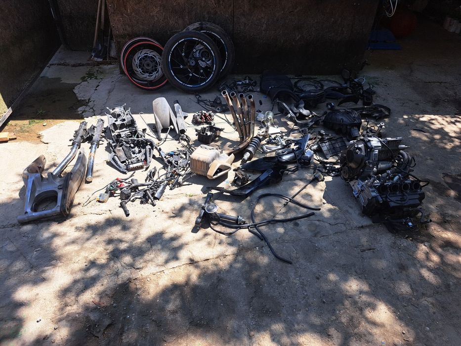 Piese honda cbr 650.