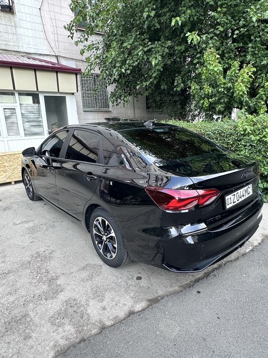 Срочно продается машина Monza eng fulli