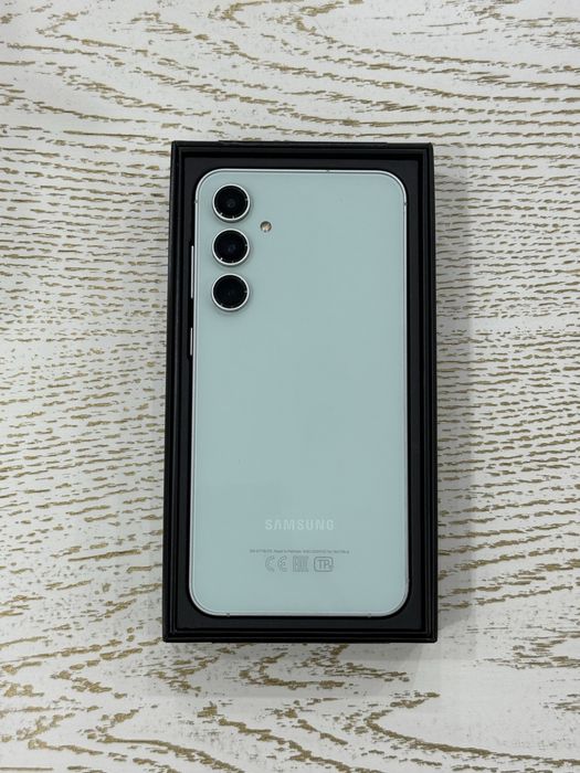 Samsung galaxy S23 FE