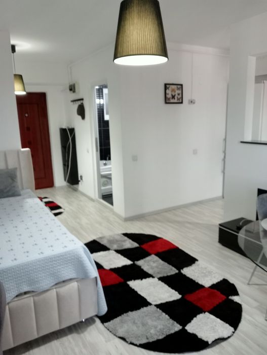 Închiriere  Garsoniera