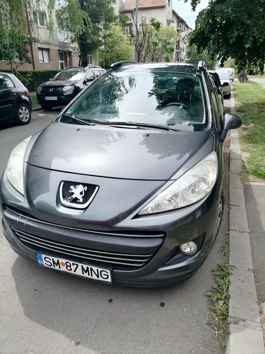 Peugeot 207 1.6 benzina