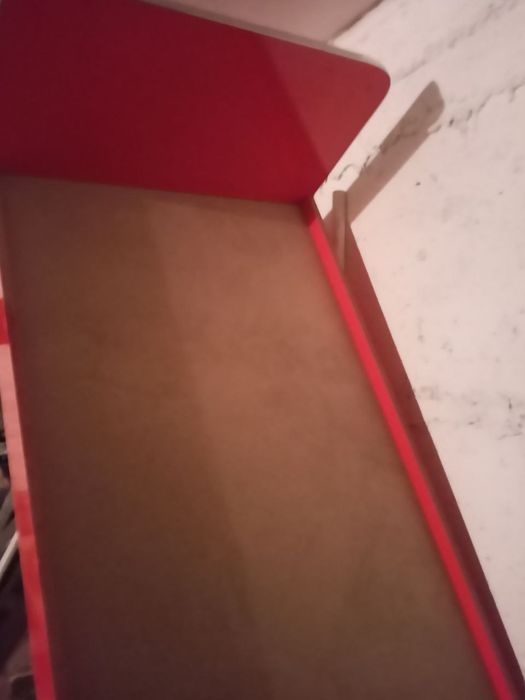 Mini xolodelnik parda kravat