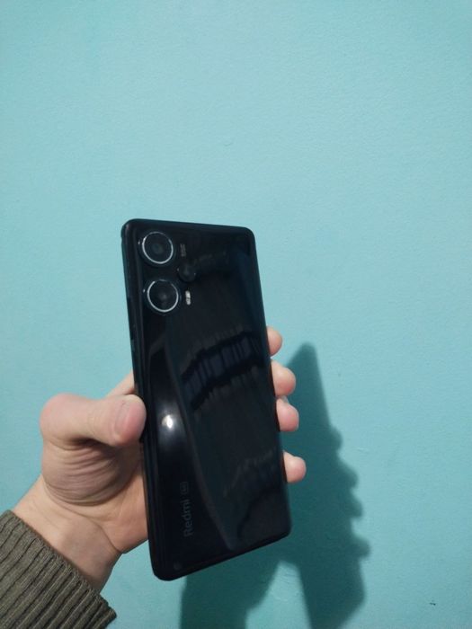 Poco F5 в хорошем состоянии