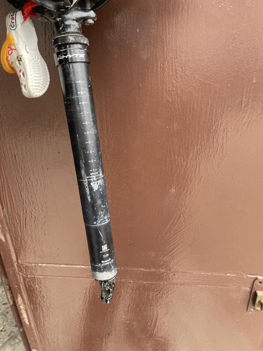 dropper post merge bine pe spranga