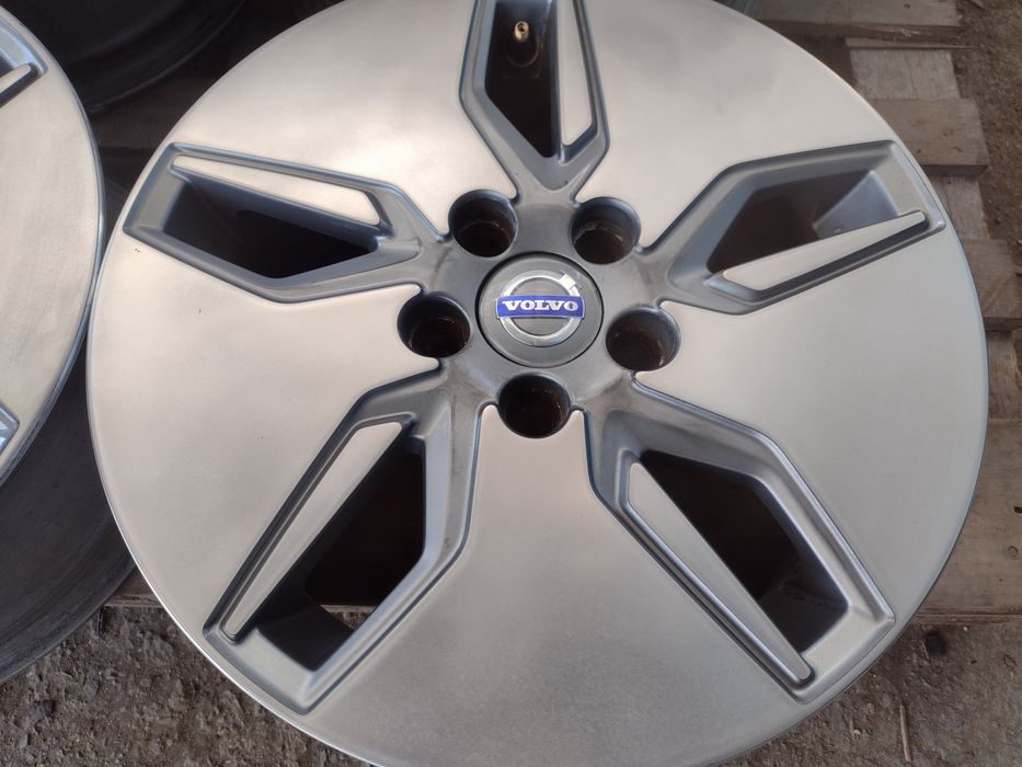 Оригинални 16-5х108 ЕТ52.5 6.5j  Volvo C30. V50