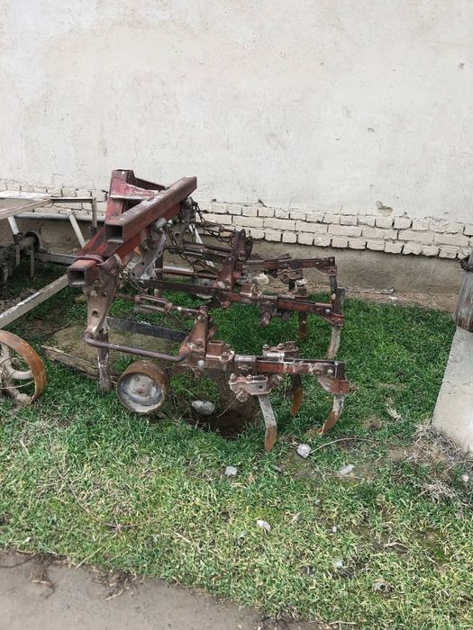 Trakror sotiladi