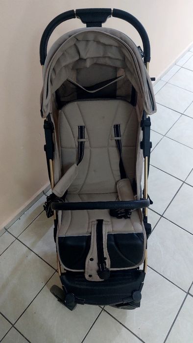 Продам срочно коляску
