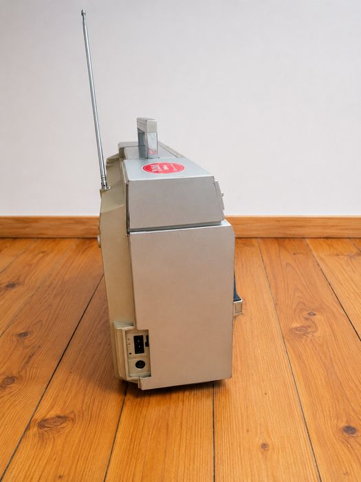 Radio Sharp GF-575