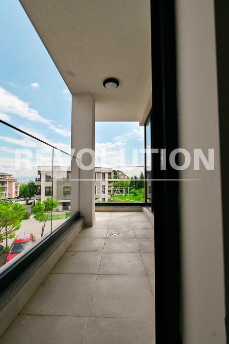 Тристаен апартамент в ж.к. Драгалевци.