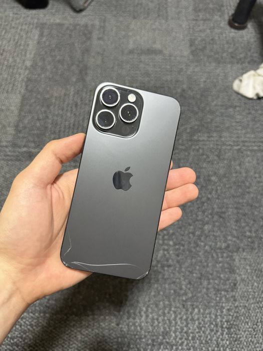 Продам Iphone 15 pro max