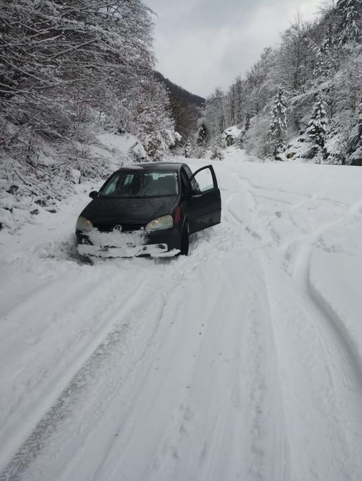Volkswagen Golf benzină, 1.725 € — imagine 2