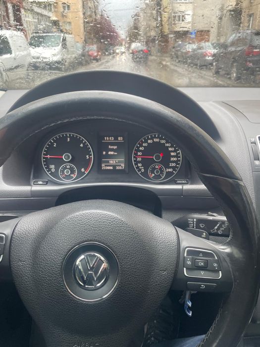 Vand Touran  2.0 TDI 2012