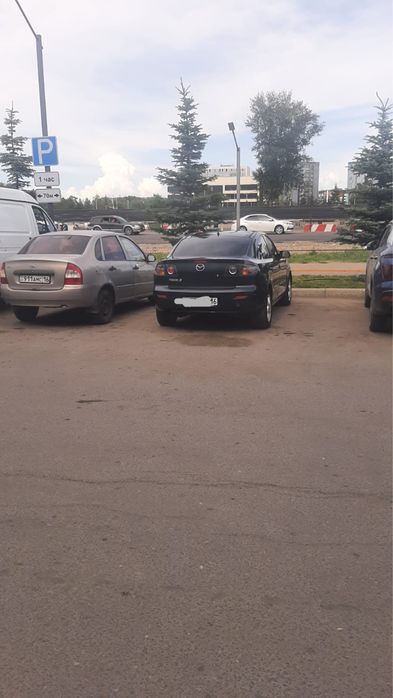 Продам автомобиль Мазда
