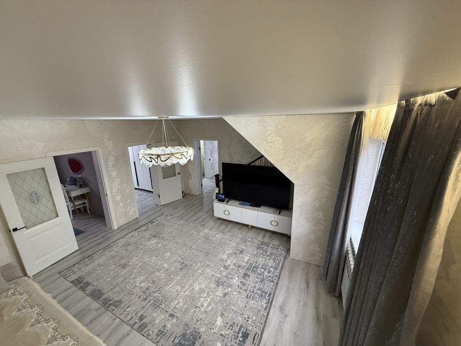 Продам 2 дома на одной теретории.