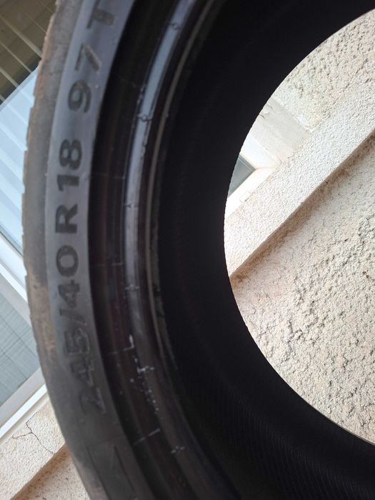 Зимни гуми Continental Viking Contact 245/ 40  R18 почти нови