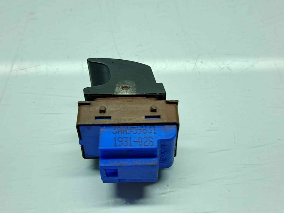 Buton deschidere portbagaj Volkswagen Passat B7 (365) Variant [Fabr 2