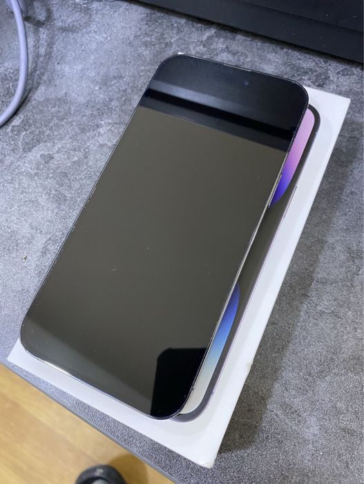 Iphone 14 pro max в идеальном состаянии каробка документ