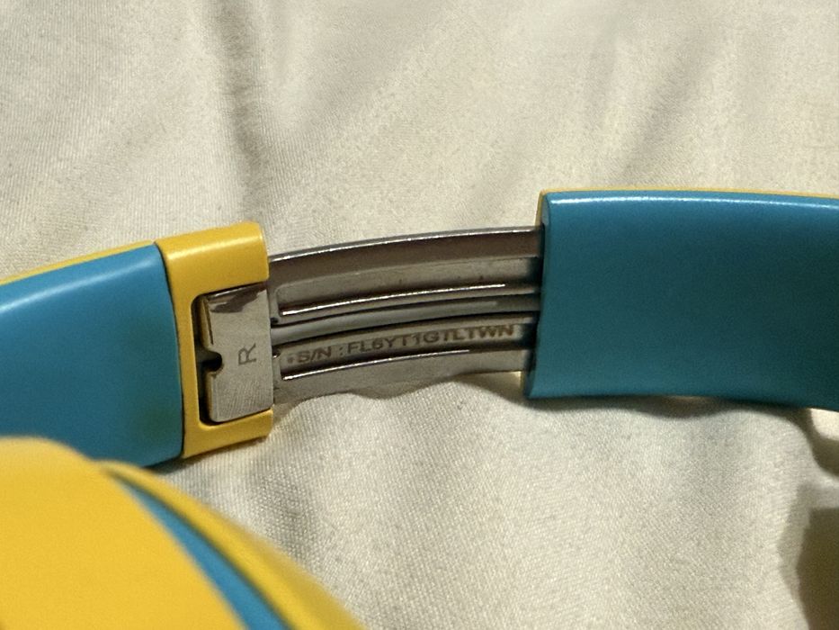 Casti Beats Solo 3 Wireless Club Collection - Yellow - Model Rar