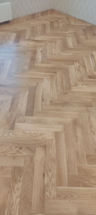 Укладка паркета.