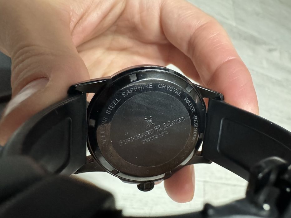 Швейцарские часы bernhard h. mayer