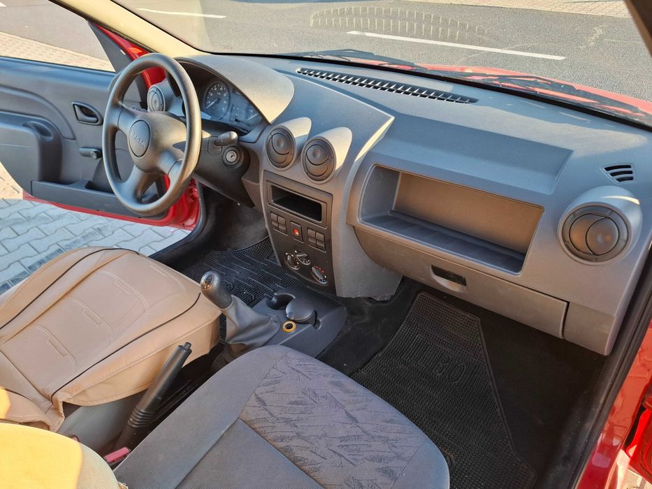 Dacia Logan Autoutilitara N1, caroserie furgon, 1,4 benzina (55KW/75CP)