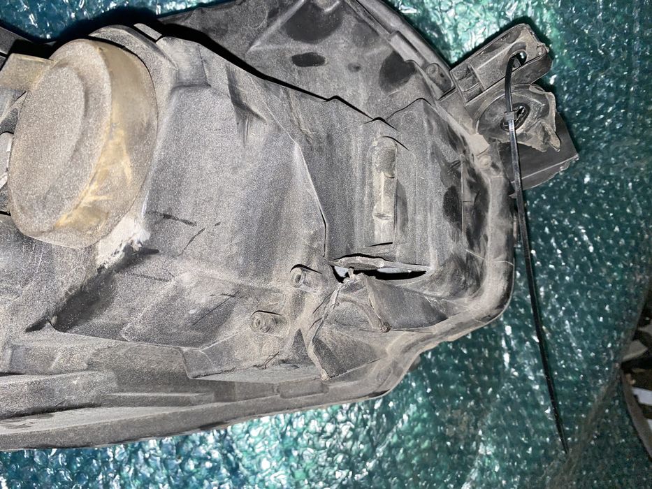 Far Dacia Logan 2 Sandero 2 Facelift 2017 - 2020 far dreapta DRL