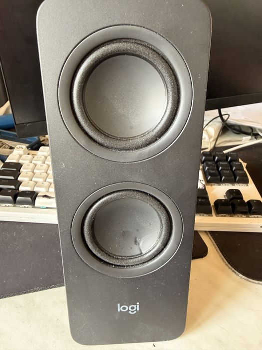 ПОСЛЕДНА ЦЕНА!!! СПЕШНО!!! Продавам колонки за компютър и с Bluetooth