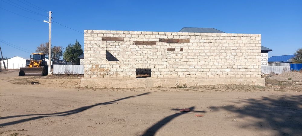 Жартылай салынган уй сатылады