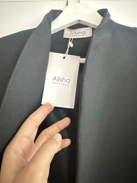Продам жакет бренда Alisha