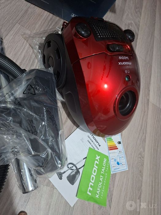Пылесос Moonx MVC803R