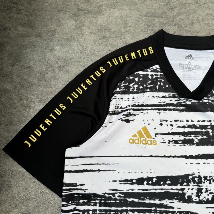 Tricou fotbal Juventus Adidas  jersey Aeroready negru alb auriu  antrenament 2020-2021 mărimea S